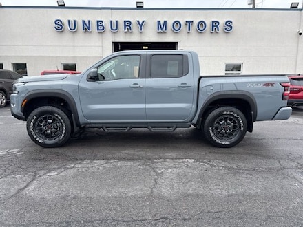2023 Nissan Frontier PRO-4X Truck Crew Cab