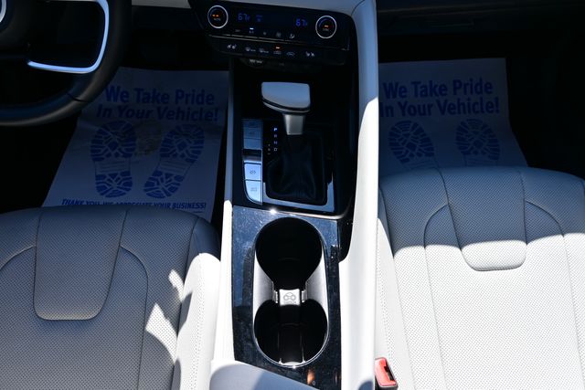 2023 Hyundai Elantra Limited - Photo 22