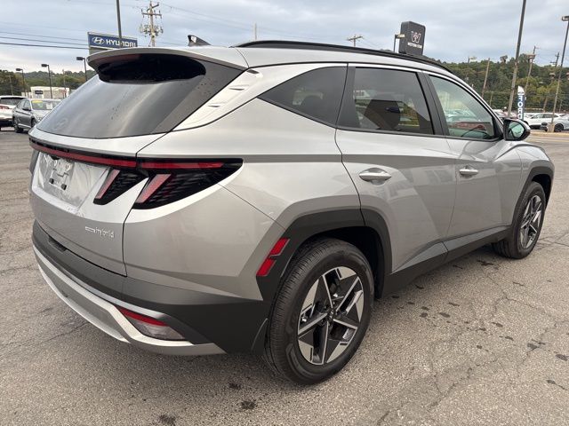2025 Hyundai Tucson Hybrid SEL Convenience photo 4