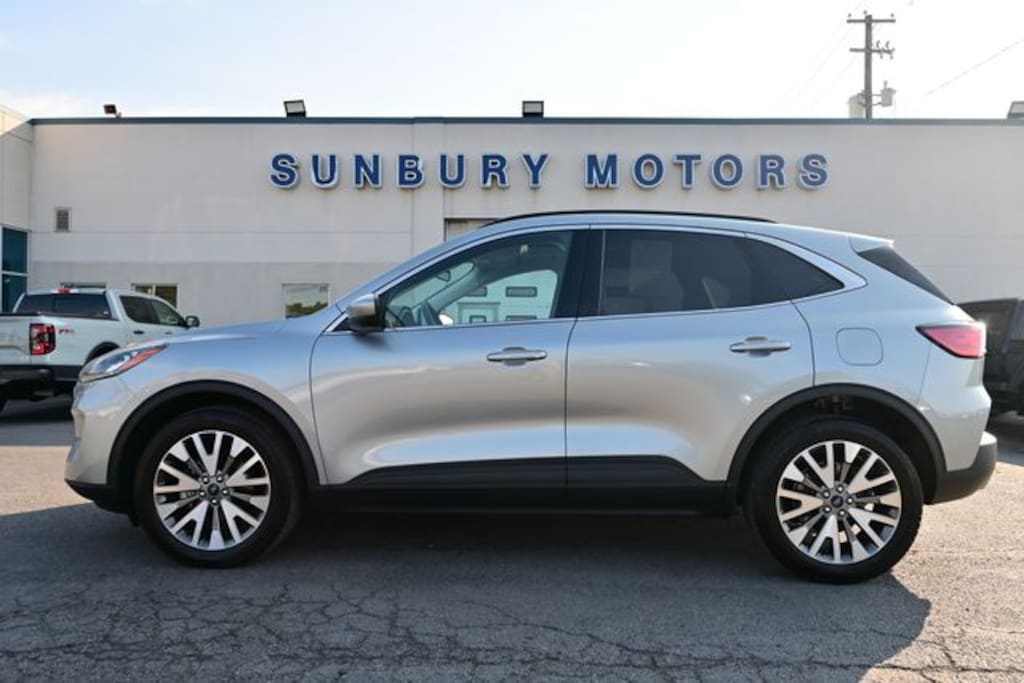 Used 2022 Ford Escape Titanium SUV