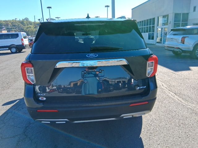 2022 Ford Explorer XLT photo 3