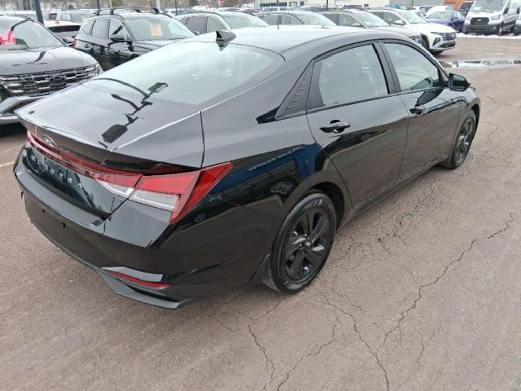 Certified 2023 Hyundai Elantra SEL Sedan