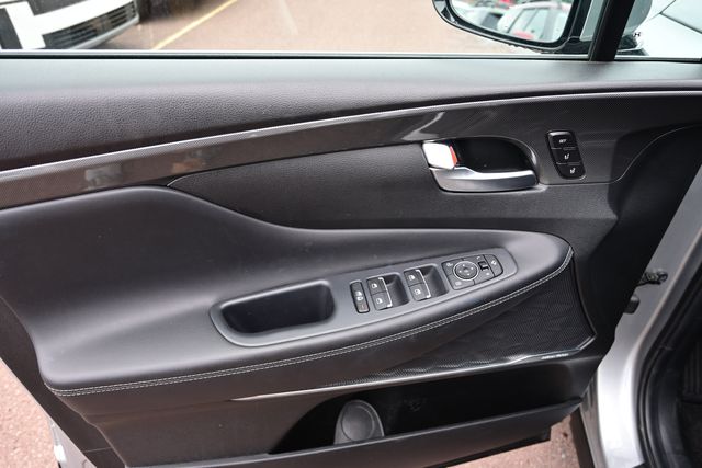 2023 Hyundai Santa Fe Limited - Photo 9
