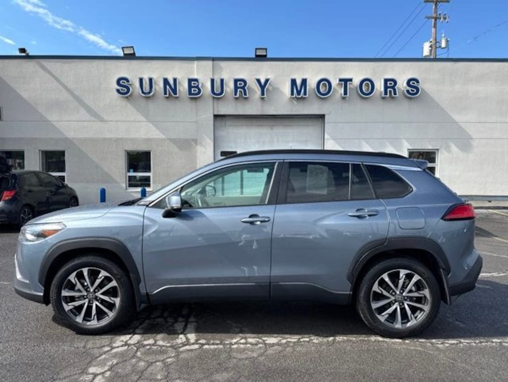 Used 2022 Toyota Corolla Cross XLE SUV