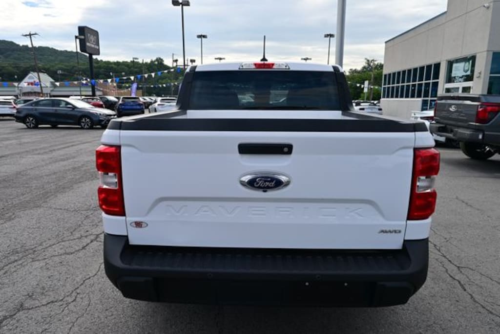 Used 2022 Ford Maverick XL Truck SuperCrew