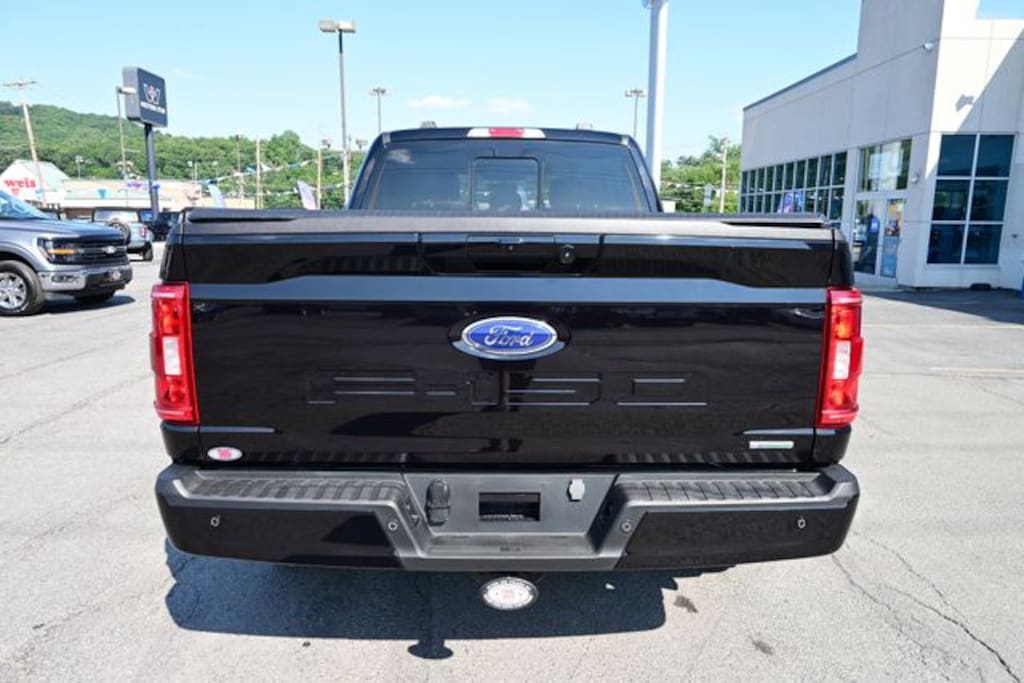 Used 2023 Ford F-150 XLT Truck SuperCrew Cab