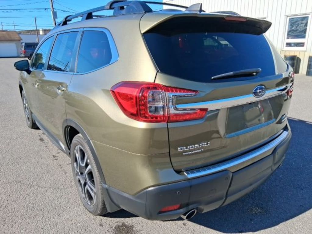 Used 2024 Subaru Ascent Limited SUV
