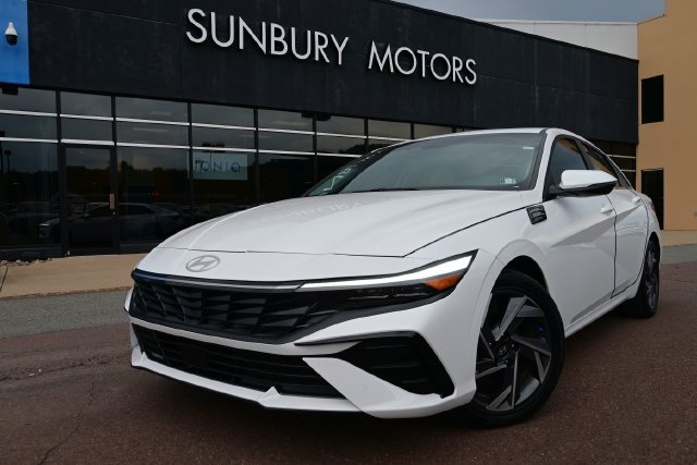 2025 Hyundai Elantra Limited