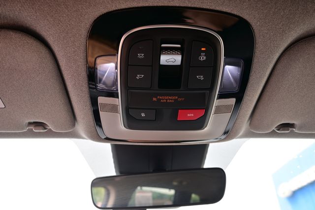 2023 Hyundai Santa Fe Limited - Photo 24