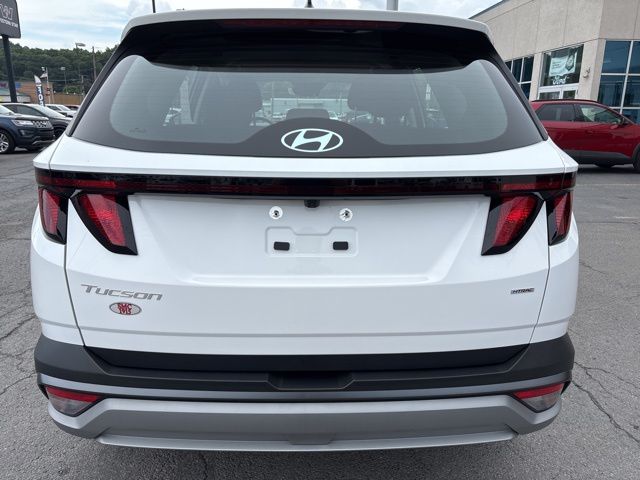 2025 Hyundai Tucson SE photo 3