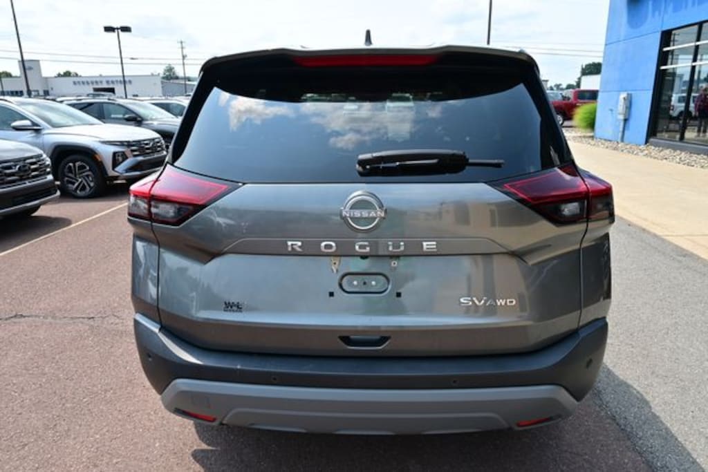 Used 2023 Nissan Rogue SV SUV