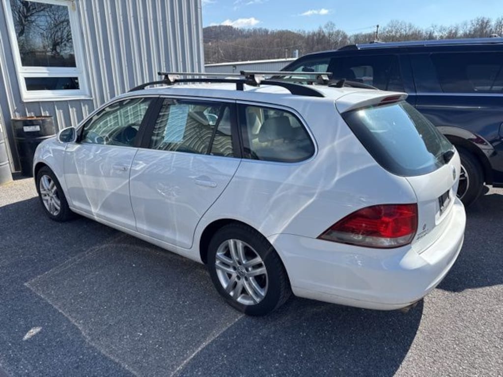 Used 2013 Volkswagen Jetta Sportwagen 2.0L TDI Wagon