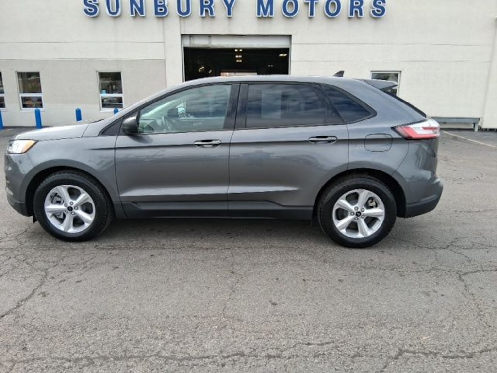Used 2024 Ford Edge SE SUV
