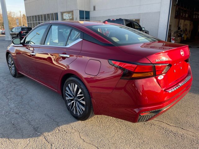 Used 2023 Nissan Altima SV with VIN 1N4BL4DV3PN412882 for sale in Sunbury, PA