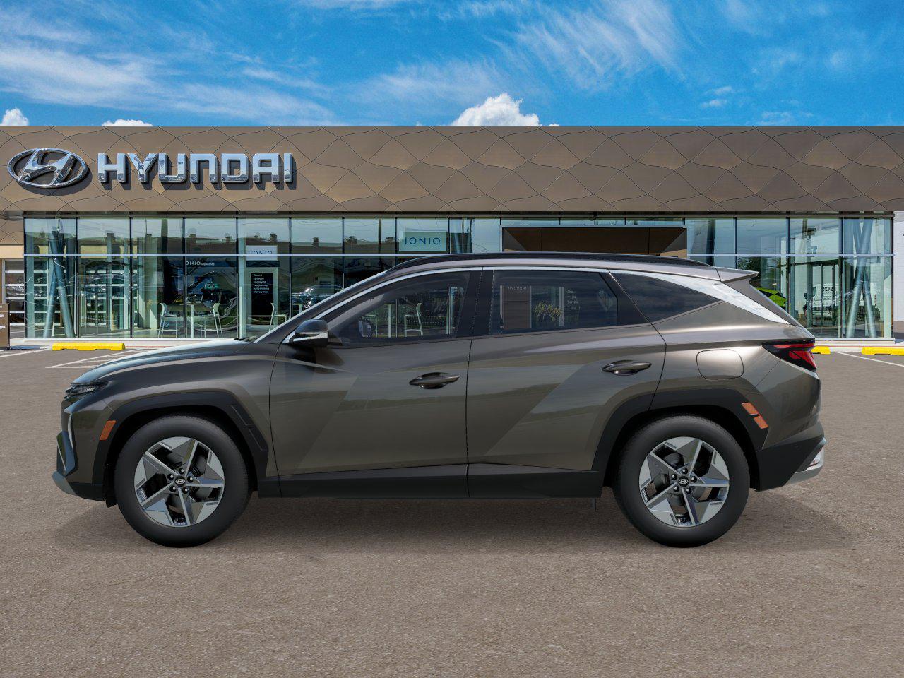 2026 Hyundai Tucson Plug-in Hybrid SEL photo 2