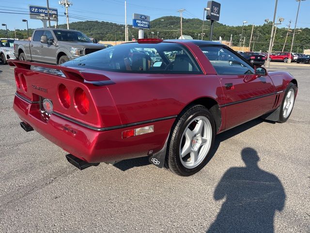 1989 Chevrolet Corvette Base photo 4