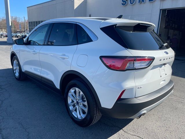 Used 2022 Ford Escape SE with VIN 1FMCU0G63NUA39186 for sale in Sunbury, PA