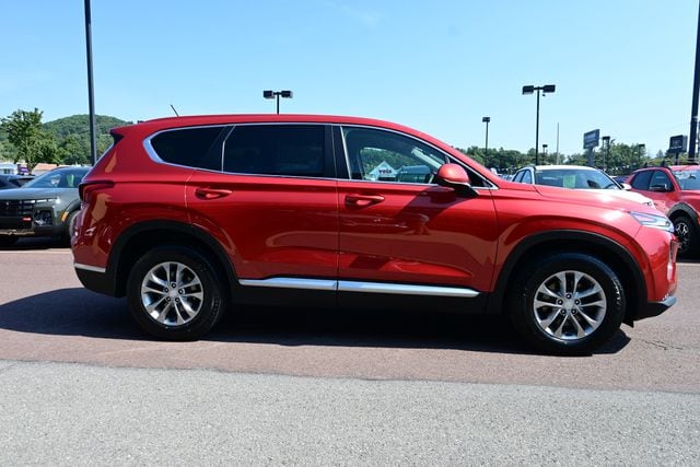 2020 Hyundai Santa Fe SE - Photo 6