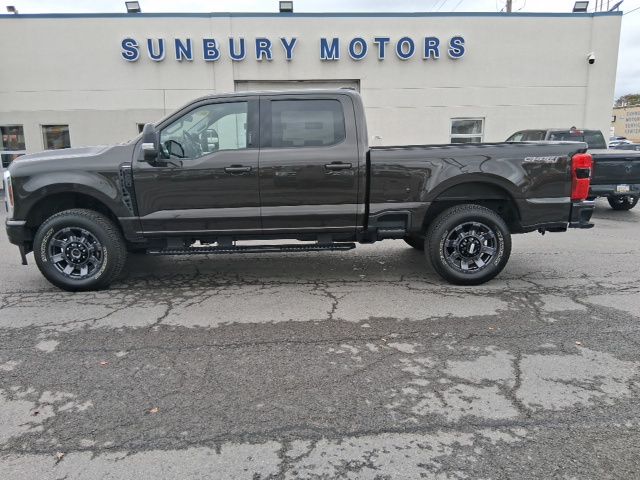 2024 Ford F-250 Super Duty Lariat's photo