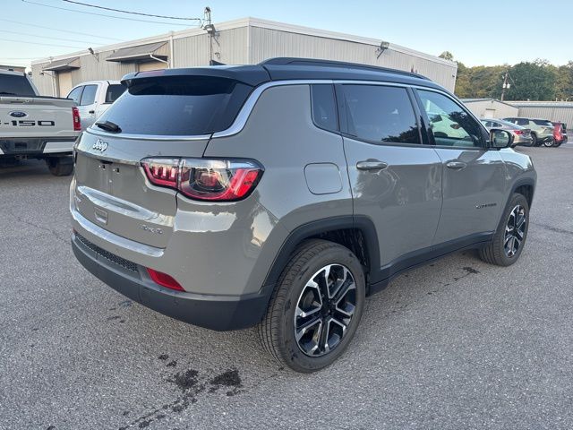 2024 Jeep Compass Limited photo 2