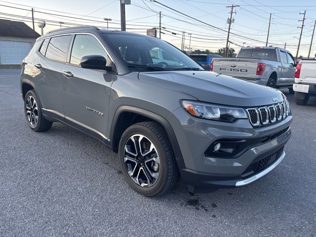 2024 Jeep Compass Limited photo 3