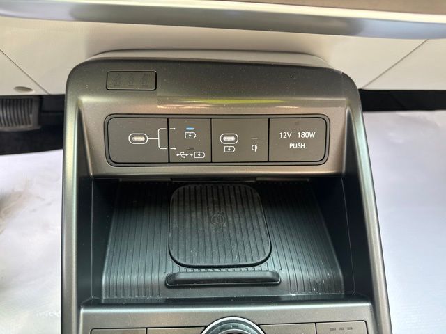 2026 Hyundai Kona SEL Premium - Photo 17