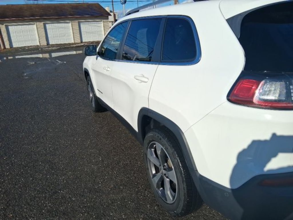 Used 2019 Jeep Cherokee Limited SUV