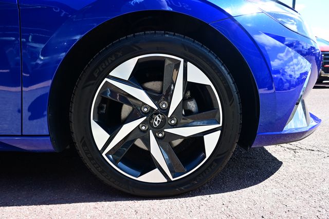 2023 Hyundai Elantra Limited - Photo 30