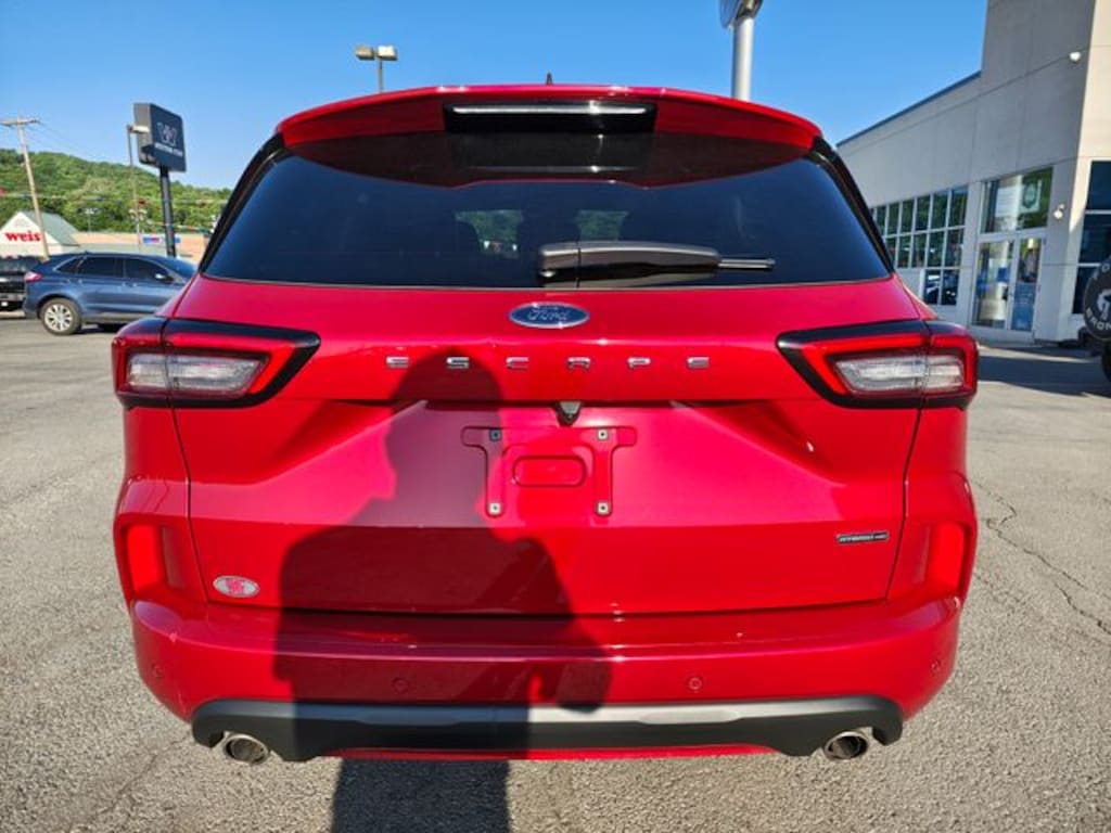 Used 2024 Ford Escape Hybrid ST-Line Select SUV