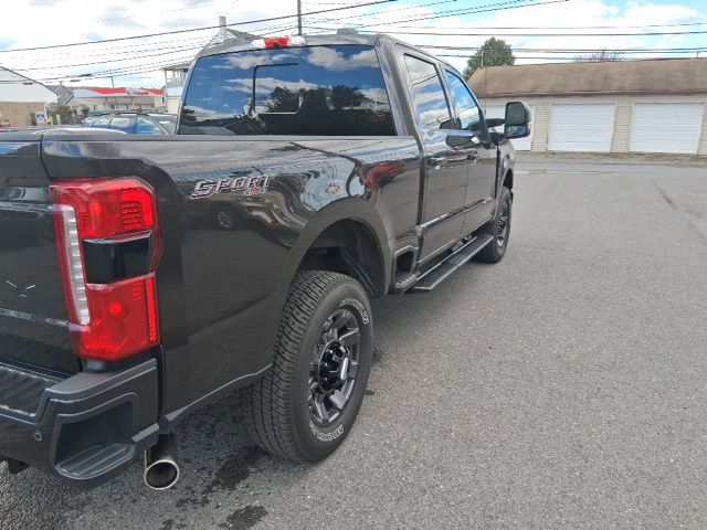 2024 Ford F-250 photo 2