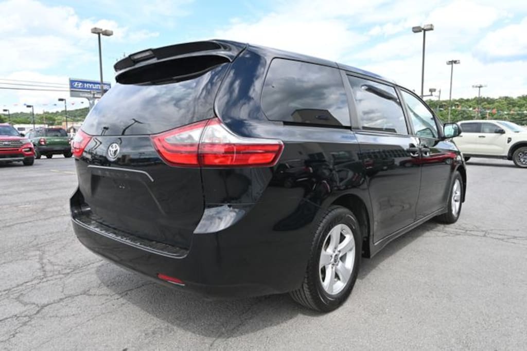 Used 2020 Toyota Sienna L Van