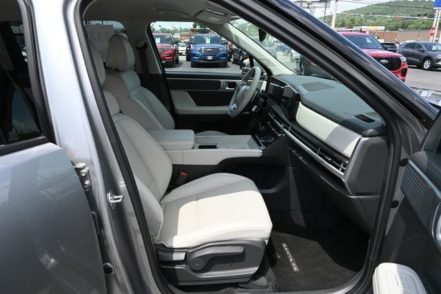 2024 Hyundai Santa Fe SEL - Photo 12