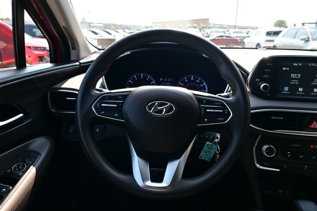2020 Hyundai Santa Fe SE - Photo 16
