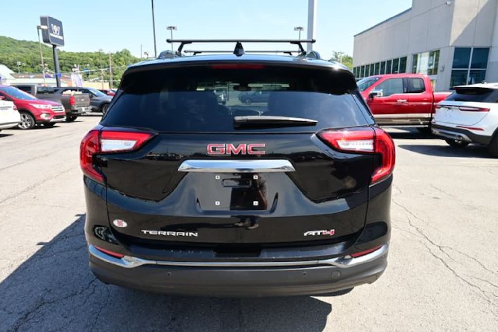 Used 2023 GMC Terrain AT4 SUV