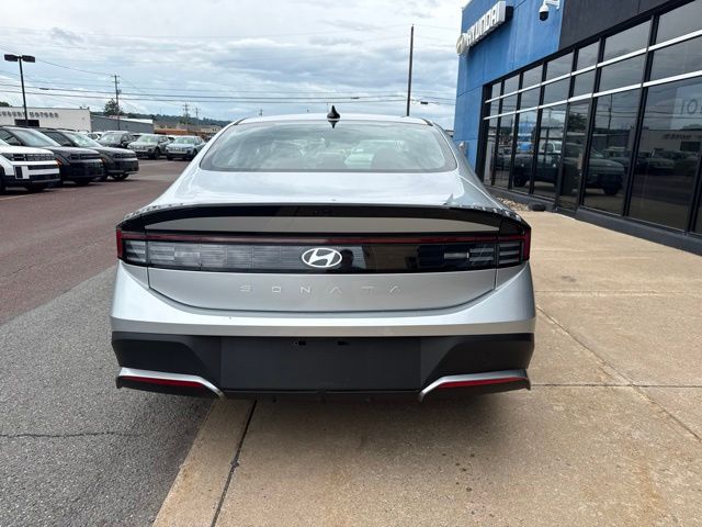 2026 Hyundai Sonata SE - Photo 7