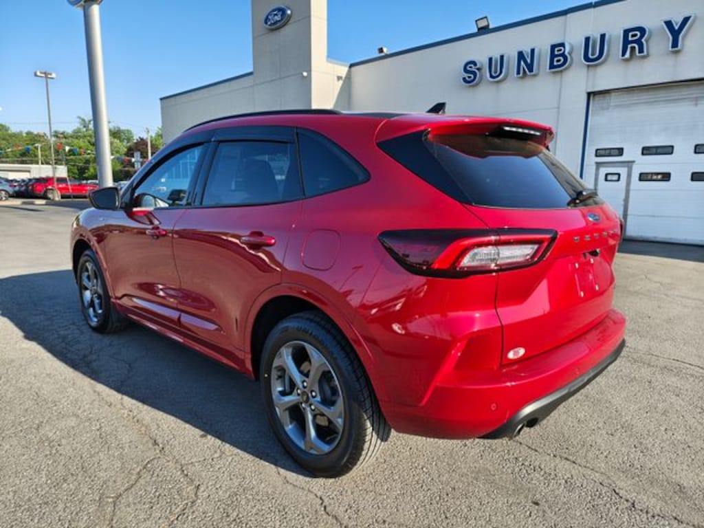 Used 2024 Ford Escape Hybrid ST-Line Select SUV