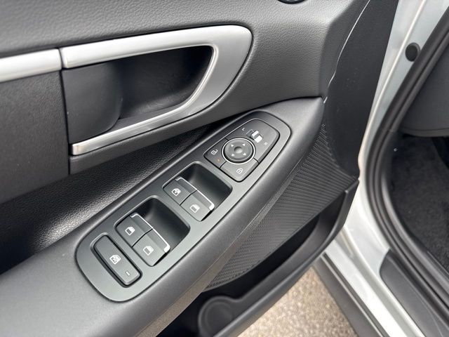 2026 Hyundai Sonata SE - Photo 8