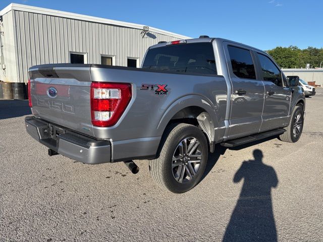 2021 Ford F-150 XL photo 3