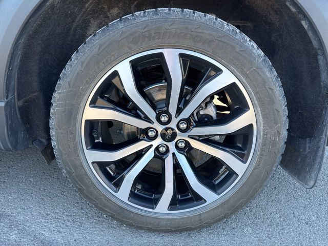 2022 Ford Explorer ST - Photo 23