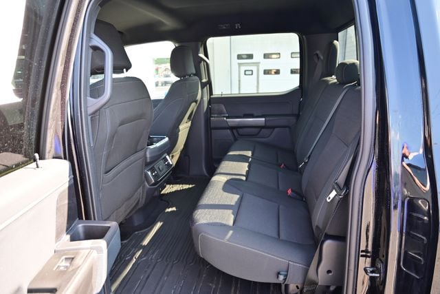 2023 Ford F-150 XLT - Photo 12