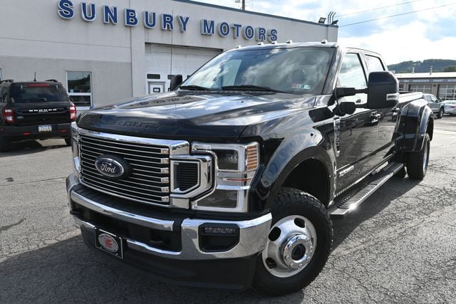 2021 Ford F-350 Lariat 4x4 Crew Cab 8' Box DRW's photo