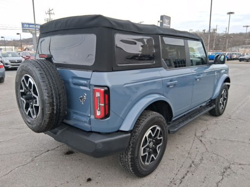 Used 2023 Ford Bronco Outer Banks SUV
