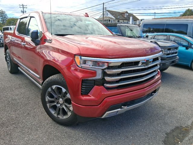 2023 Chevrolet Silverado 1500 High Country photo 2