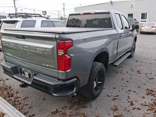 2019 Chevrolet Silverado 1500 Custom Trail Boss photo 3
