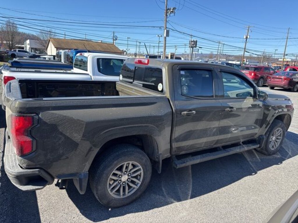 Used 2023 Chevrolet Colorado LT Truck Crew Cab