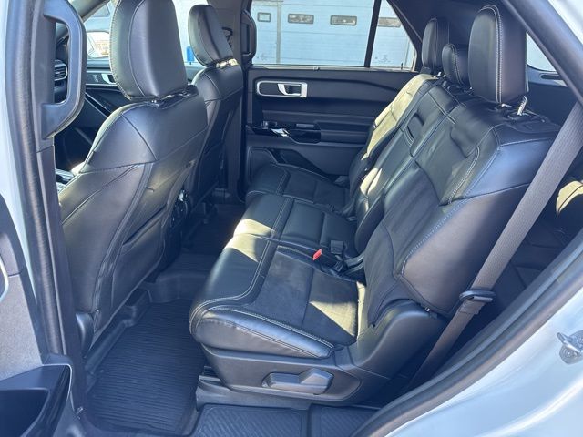 2022 Ford Explorer ST - Photo 10