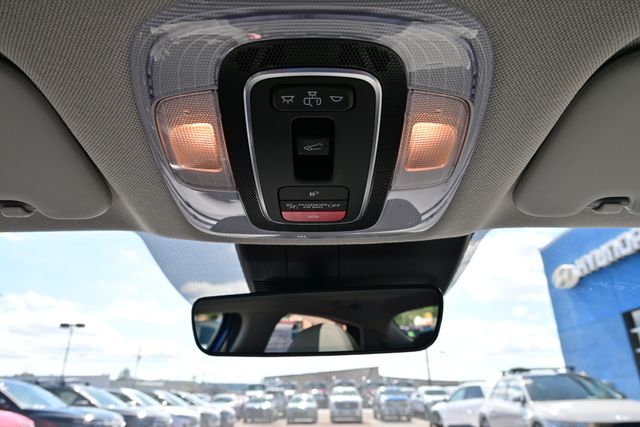 2023 Hyundai Elantra Limited - Photo 23