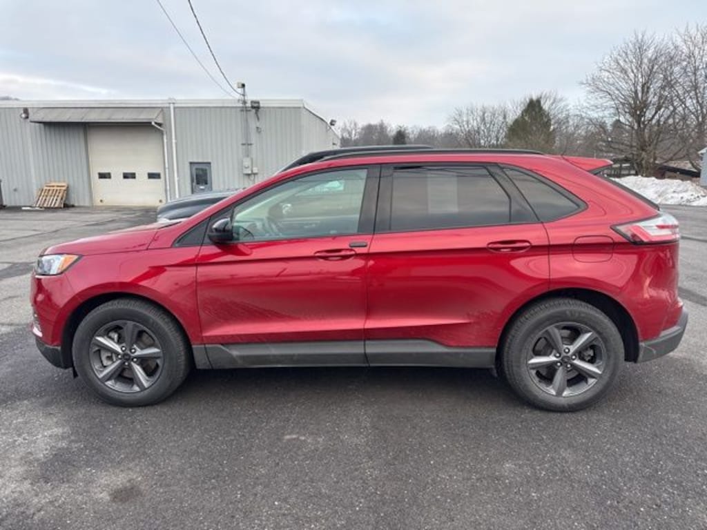 Used 2024 Ford Edge SEL SUV