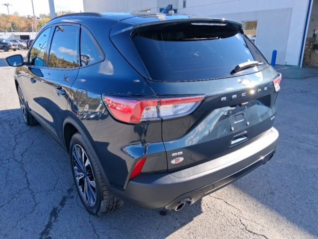 Used 2022 Ford Escape SE SUV