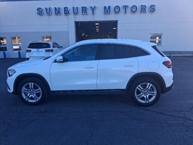 2022 Mercedes-Benz GLA GLA250's photo